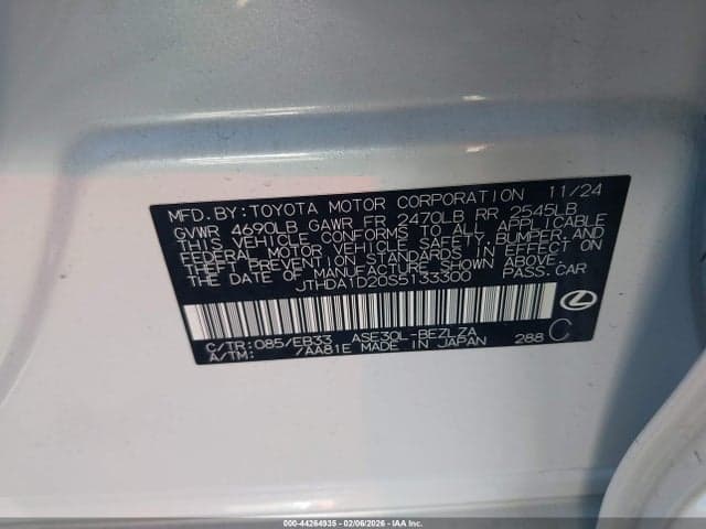 2025 LEXUS IS 300 9
