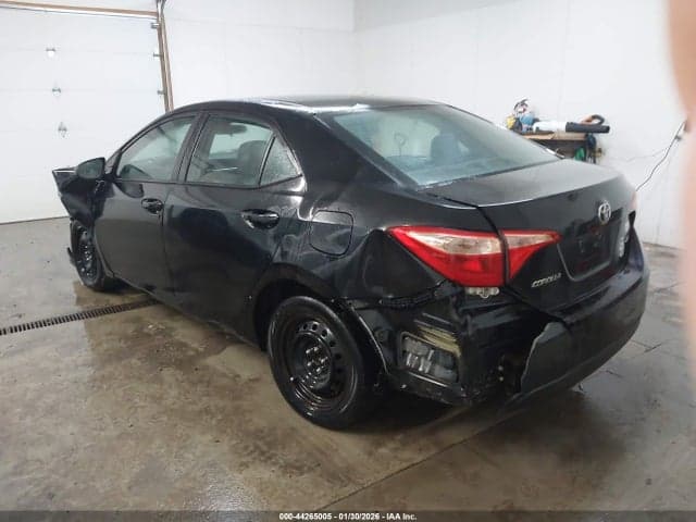 2019 TOYOTA COROLLA LE 3