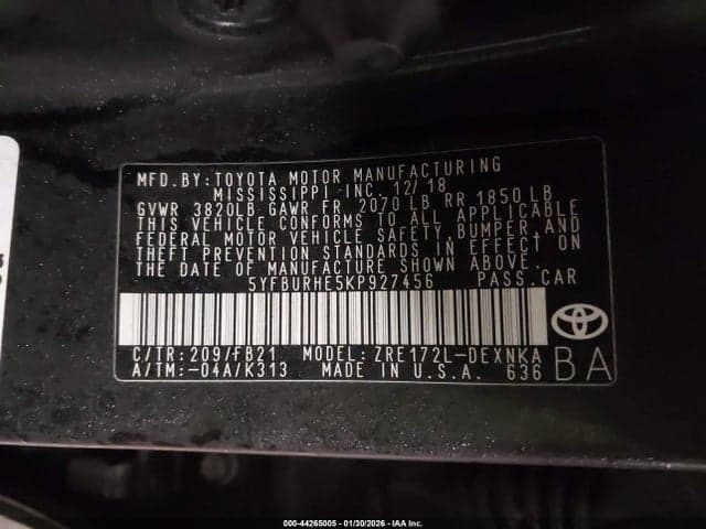 2019 TOYOTA COROLLA LE 9