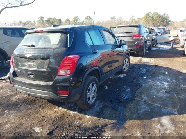 2017 CHEVROLET TRAX LS 4