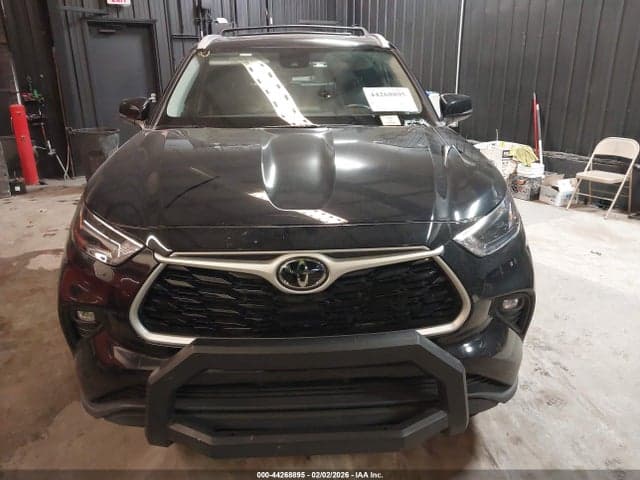 2023 TOYOTA HIGHLANDER XLE 6