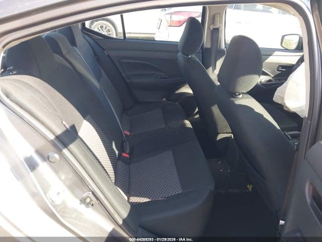 2024 NISSAN VERSA 1.6 S 8