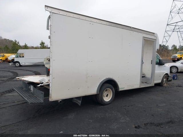 2022 CHEVROLET EXPRESS CUTAWAY WORK VAN 4