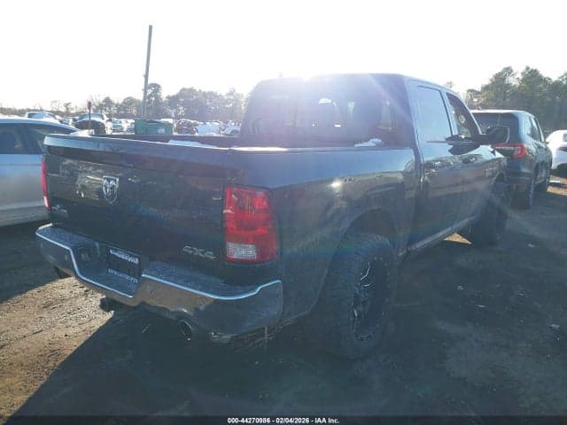 2017 RAM 1500 BIG HORN 4X4 5'7 BOX 4