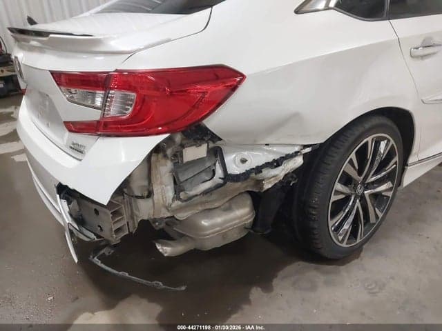 2020 HONDA ACCORD TOURING 6