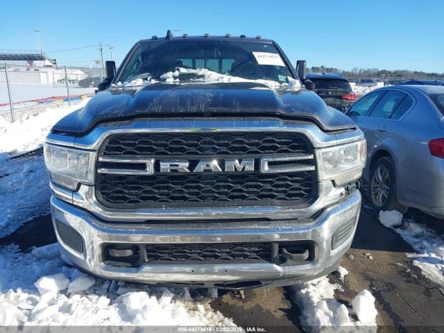 2022 RAM 3500 TRADESMAN 4X4 8' BOX 13