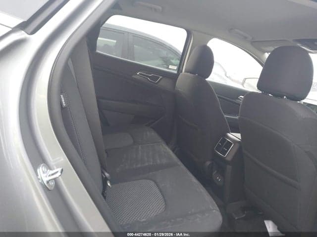2026 KIA SPORTAGE HYBRID LX 8