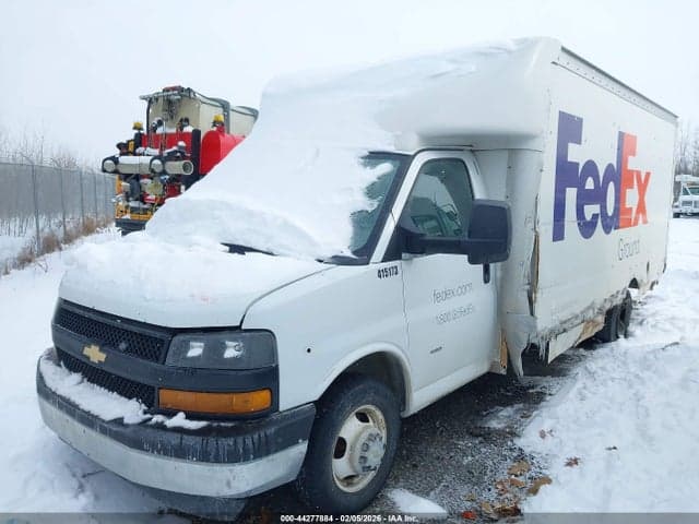 2018 CHEVROLET EXPRESS CUTAWAY WORK VAN 2