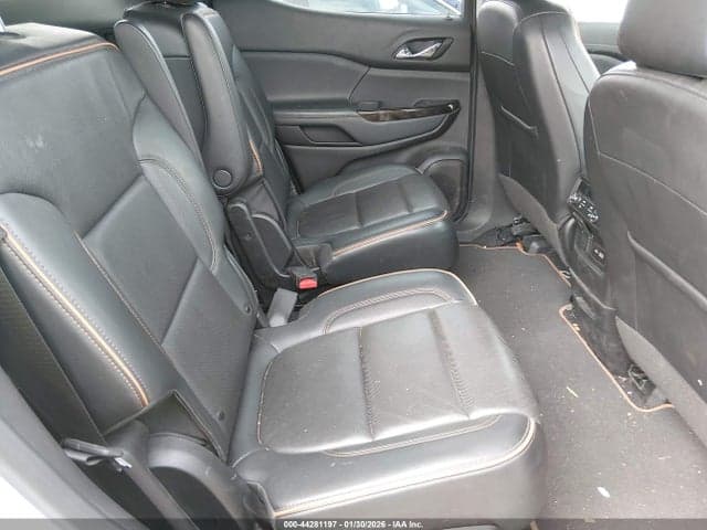 2023 GMC ACADIA AWD AT4 8