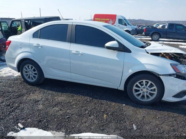 2018 CHEVROLET SONIC LT AUTO 12