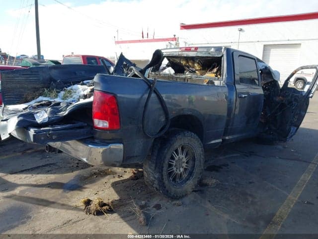 2017 RAM 2500 SLT 4X4 6'4 BOX 4