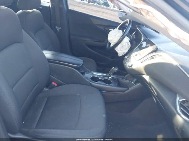 2018 CHEVROLET MALIBU LT 5