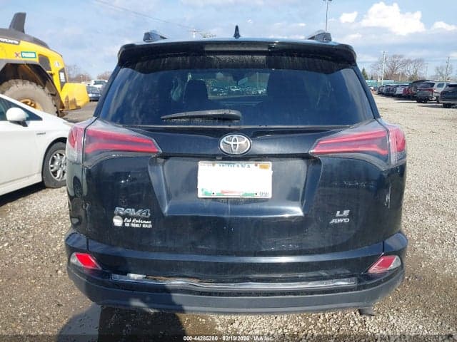 2017 TOYOTA RAV4 LE 17