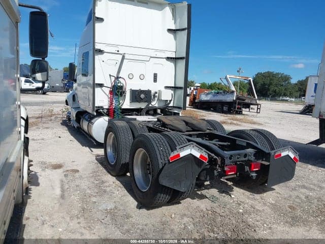 2019 INTERNATIONAL LT 3
