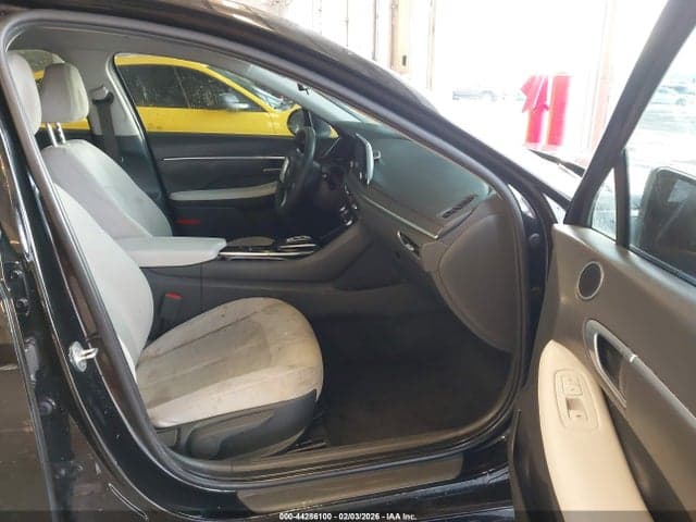 2021 HYUNDAI SONATA SEL 5