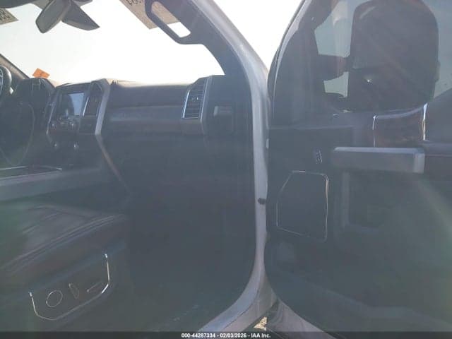 2017 FORD F-250 PLATINUM 5
