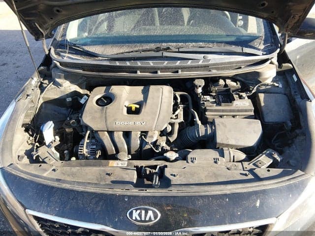 2017 KIA FORTE LX 10