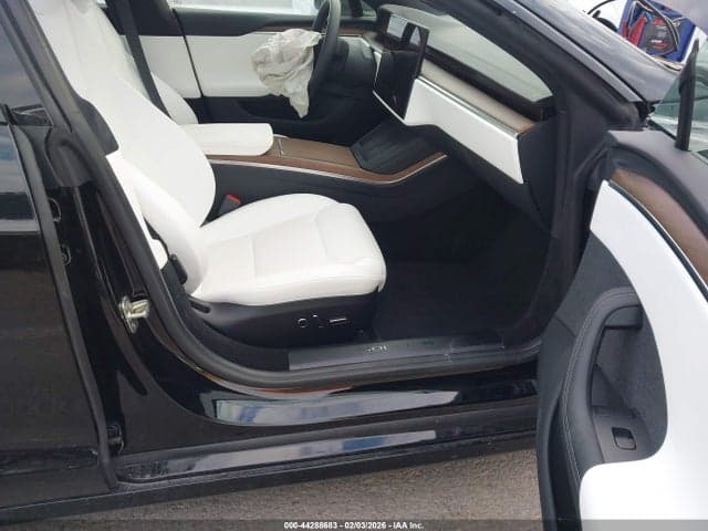 2024 TESLA MODEL S LONG RANGE 5