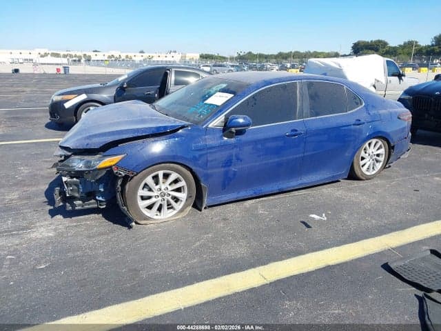 2023 TOYOTA CAMRY LE 2