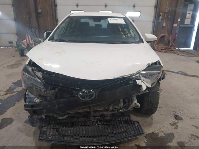 2018 TOYOTA COROLLA LE 12