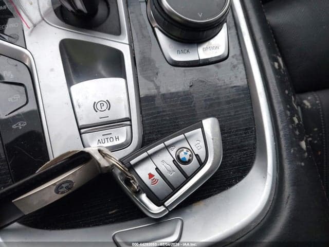 2022 BMW 750 I XDRIVE 11