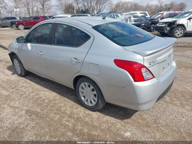 2019 NISSAN VERSA 1.6 SV 3