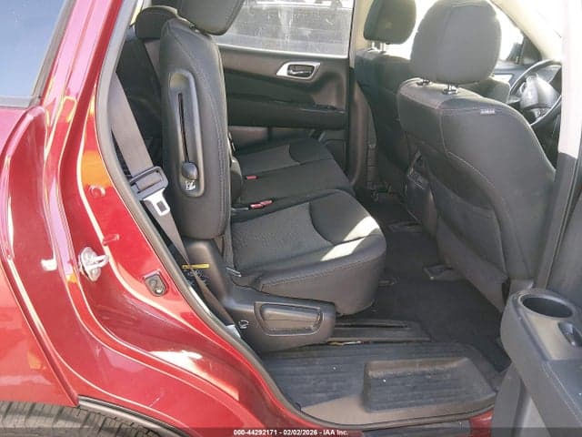 2017 NISSAN PATHFINDER SV 8