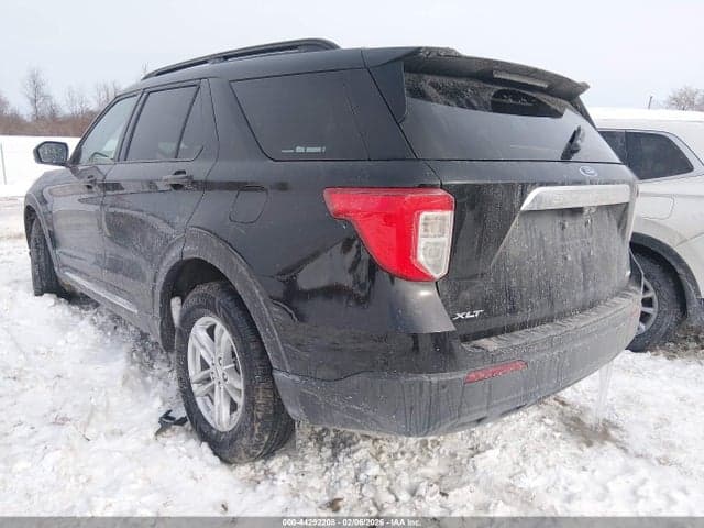 2023 FORD EXPLORER XLT 3