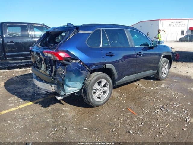 2025 TOYOTA RAV4 XLE 4