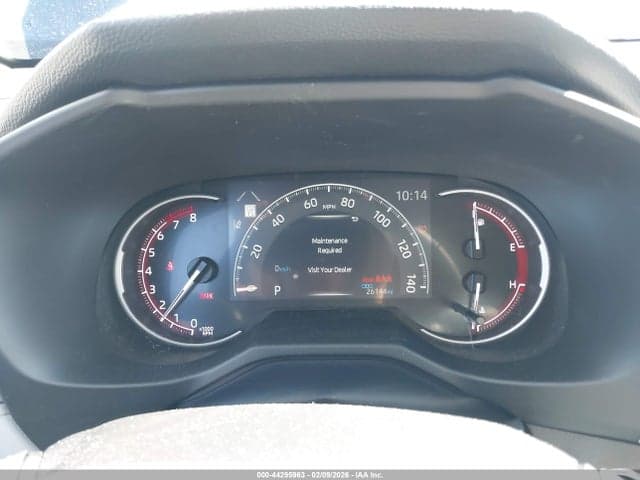 2025 TOYOTA RAV4 XLE 7