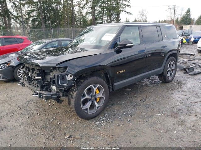 2023 RIVIAN R1S ADVENTURE 2