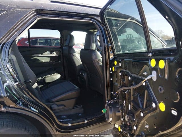2025 FORD EXPLORER ST-LINE 8