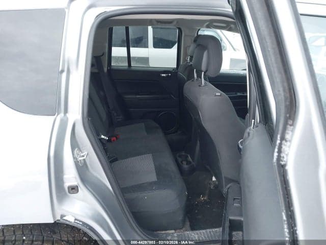 2016 JEEP COMPASS SPORT 8