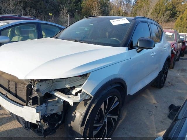 2022 VOLVO XC40 T4 R-DESIGN 15
