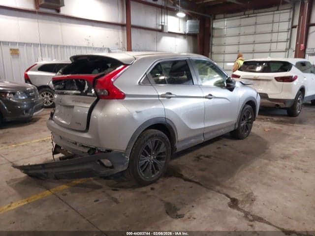 2019 MITSUBISHI ECLIPSE CROSS LE 4