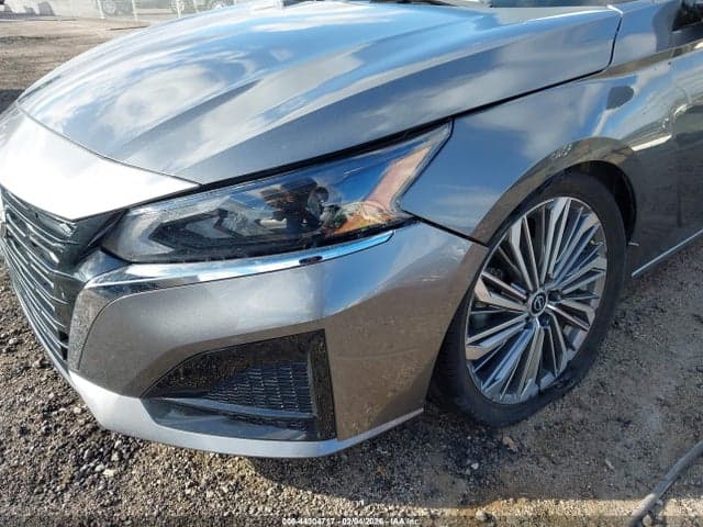 2025 NISSAN ALTIMA SL FWD 7