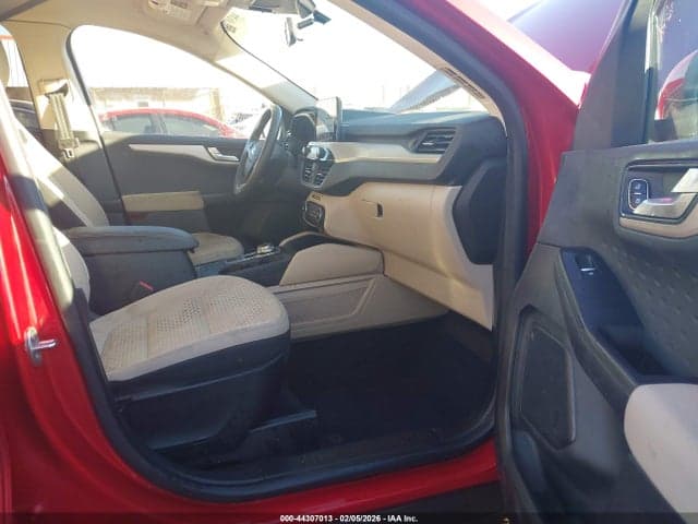 2020 FORD ESCAPE SE 5