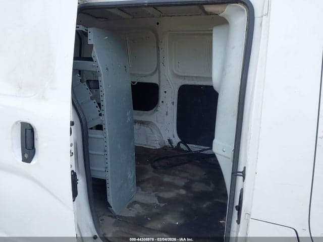 2017 NISSAN NV200 S 8