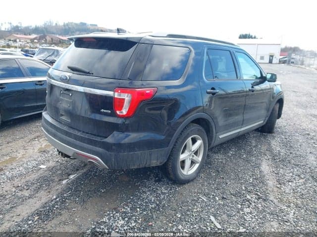 2017 FORD EXPLORER XLT 4