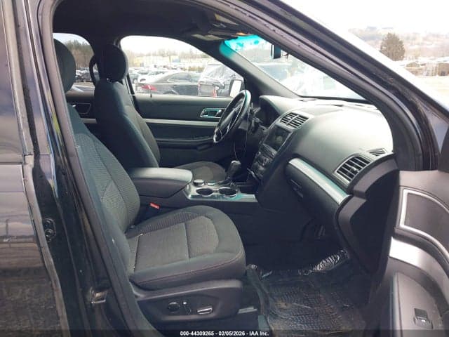 2017 FORD EXPLORER XLT 5