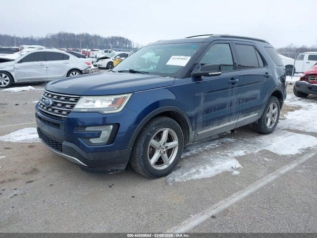 2017 FORD EXPLORER XLT 2