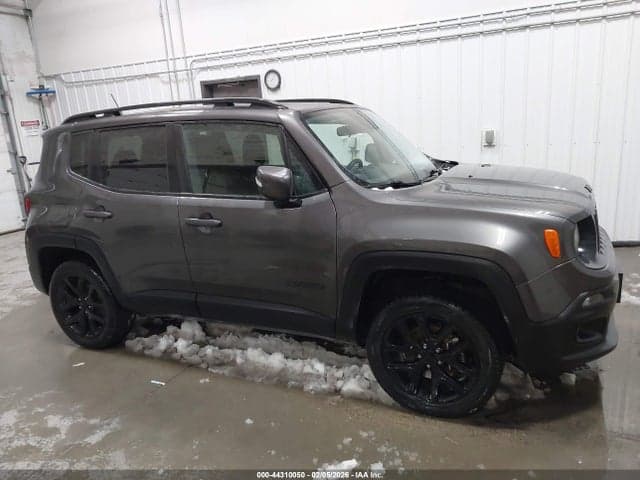 2017 JEEP RENEGADE ALTITUDE 4X4 13