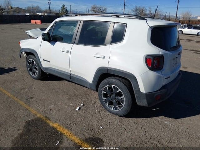 2023 JEEP RENEGADE UPLAND 4X4 3