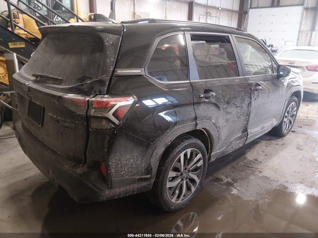2025 SUBARU FORESTER TOURING HYBRID 4