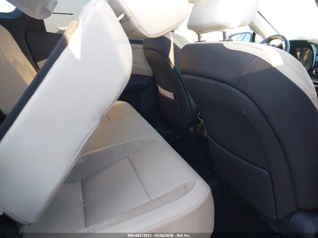 2025 LEXUS RX 450H+ LUXURY 8