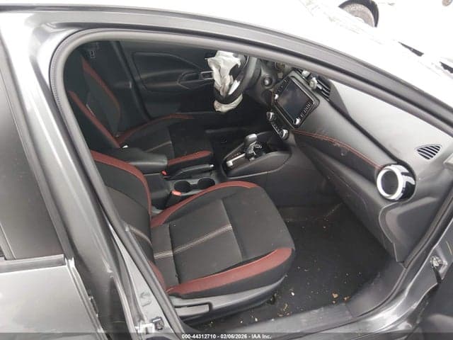 2025 NISSAN VERSA 1.6 SR 5
