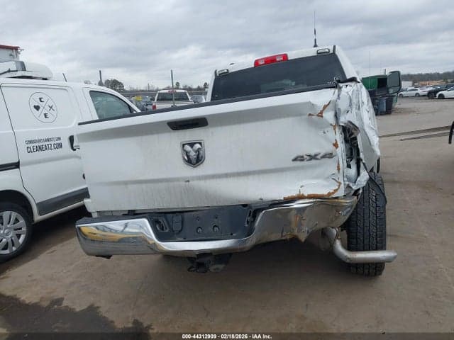 2022 RAM 1500 CLASSIC TRADESMAN 4X4 6'4 BOX 17