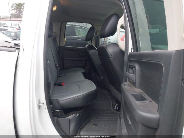 2022 RAM 1500 CLASSIC TRADESMAN 4X4 6'4 BOX 8