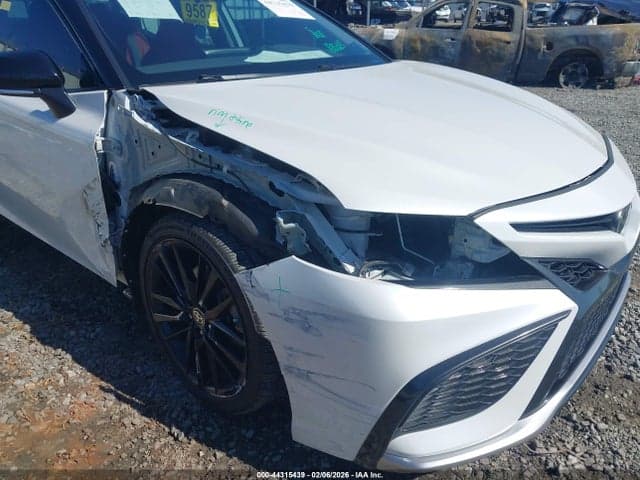 2022 TOYOTA CAMRY XSE 6