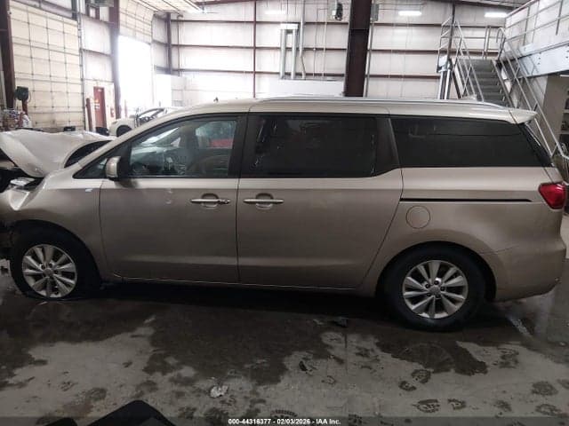 2017 KIA SEDONA LX 15